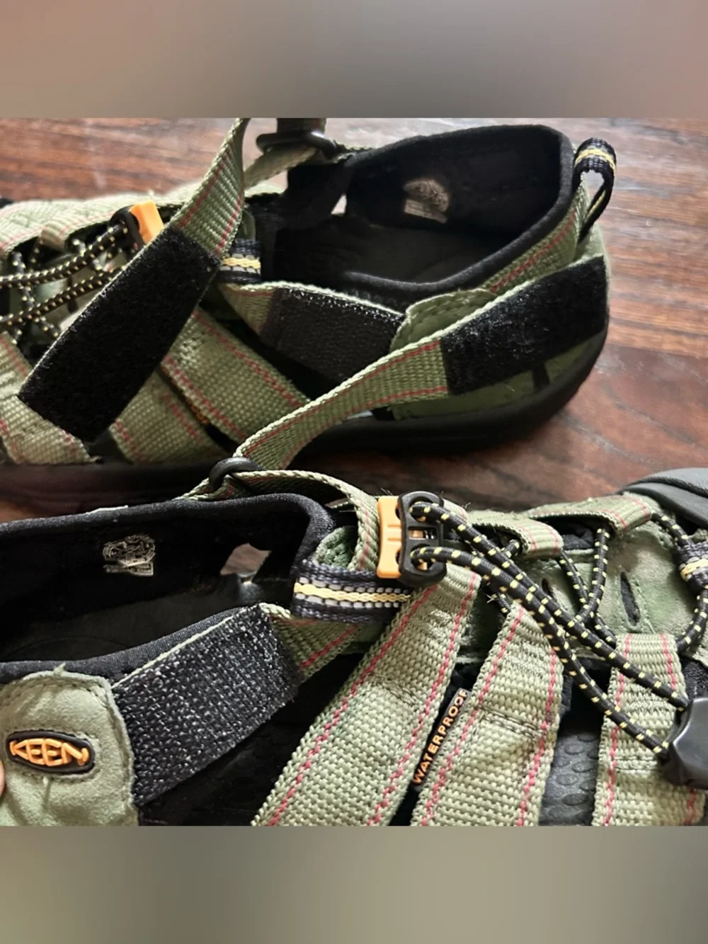 Keen Newport H2 Sandal youth Size 2 Green‎ Outdoors Hiking Adjustable Strap 9212
